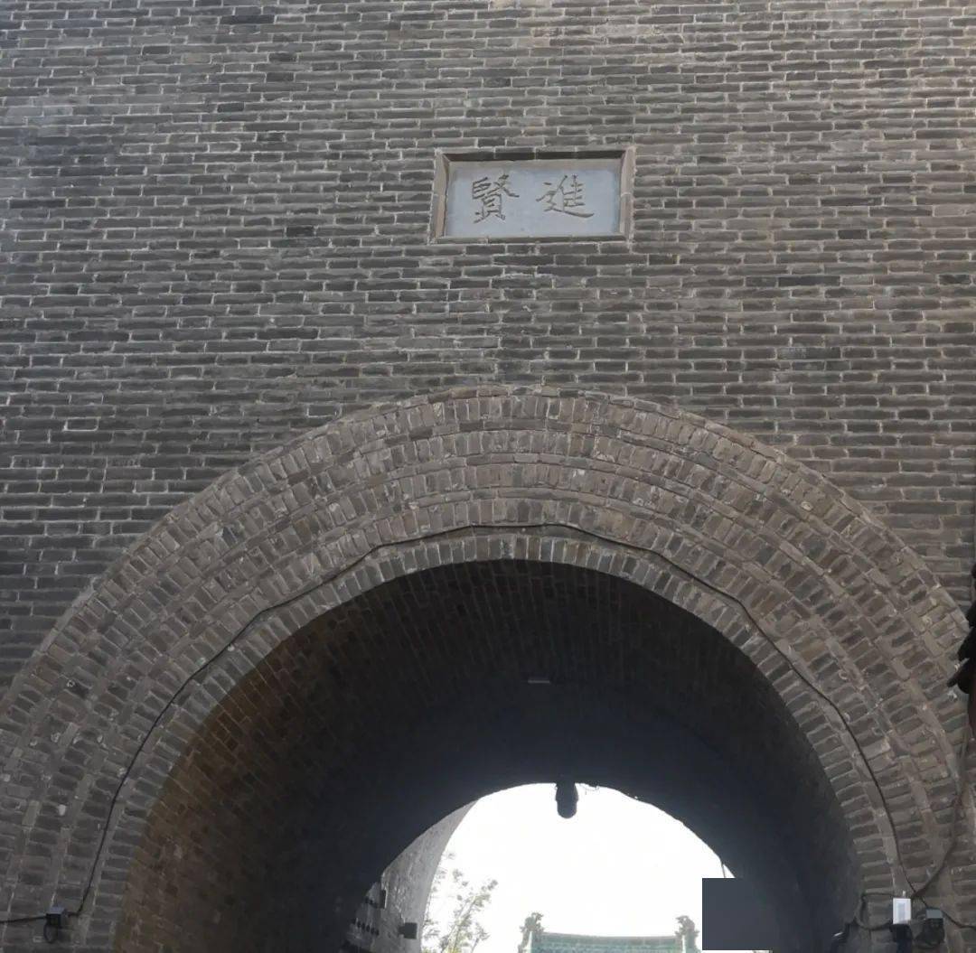 太原古县城城门匾额历史文化_古代城门上的匾额_太原古县城四门匾额解读