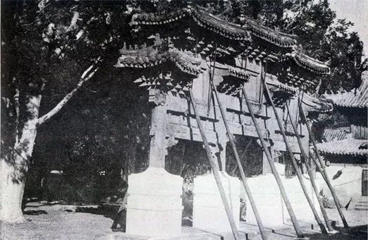 云居寺牌楼历史沿革_木雕牌匾图片大全_云居寺牌楼建筑特色