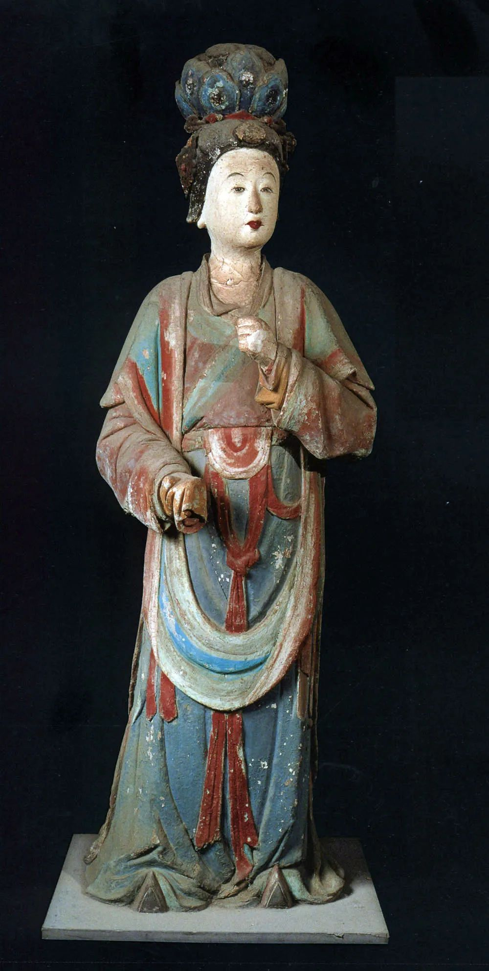 晋祠圣母殿宋代侍女像_晋祠御笔匾额_晋祠侍女雕塑艺术