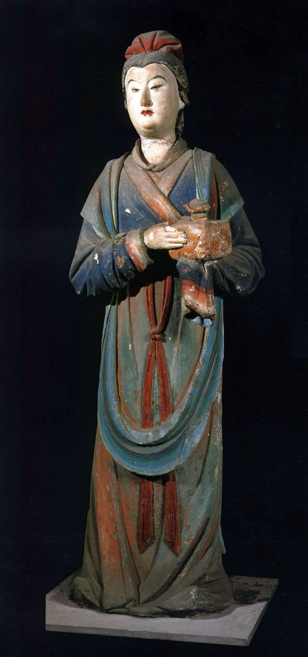 晋祠御笔匾额_晋祠圣母殿宋代侍女像_晋祠侍女雕塑艺术