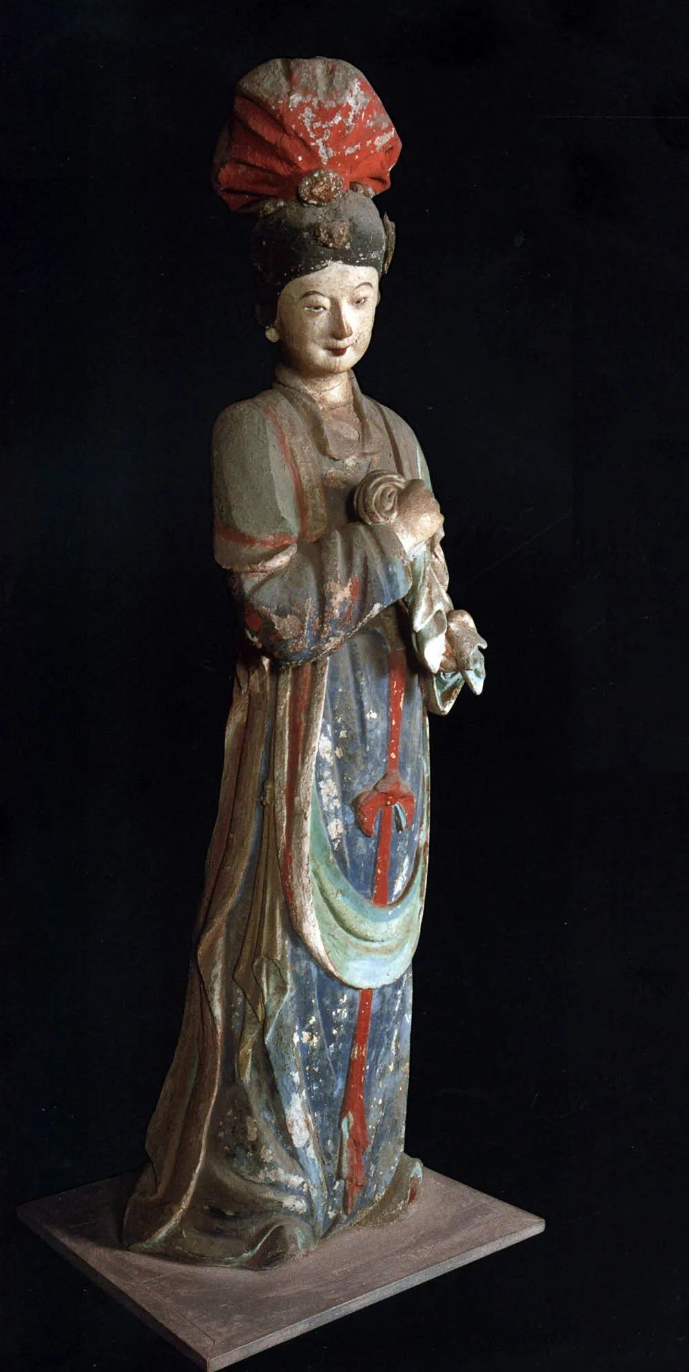 晋祠御笔匾额_晋祠圣母殿宋代侍女像_晋祠侍女雕塑艺术