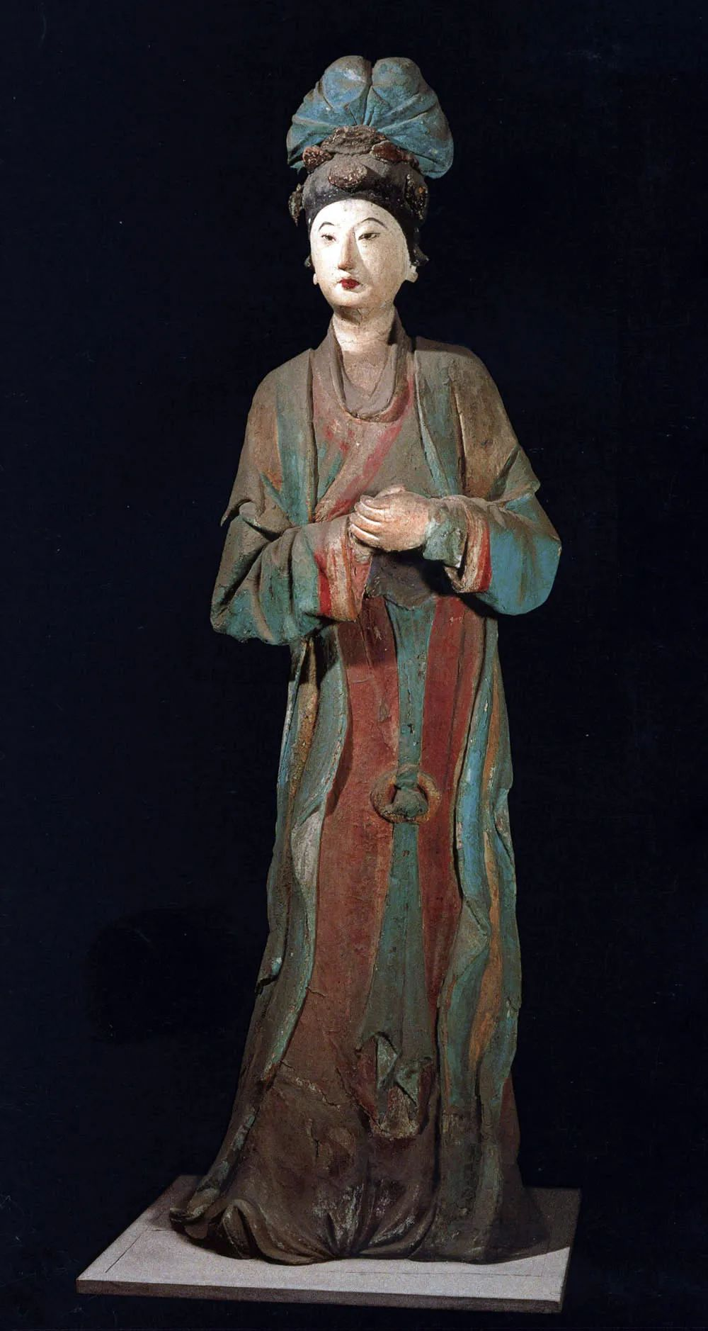 晋祠御笔匾额_晋祠圣母殿宋代侍女像_晋祠侍女雕塑艺术