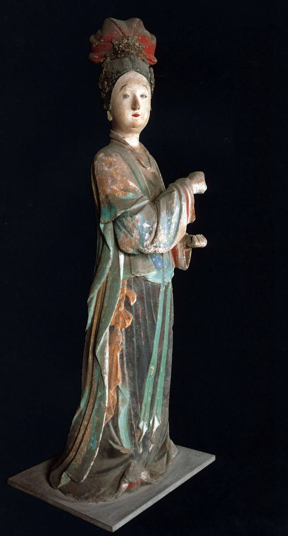 晋祠侍女雕塑艺术_晋祠圣母殿宋代侍女像_晋祠御笔匾额