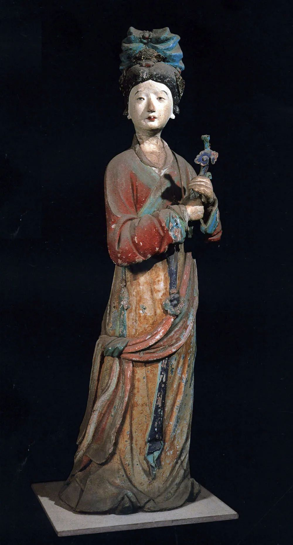 晋祠圣母殿宋代侍女像_晋祠侍女雕塑艺术_晋祠御笔匾额