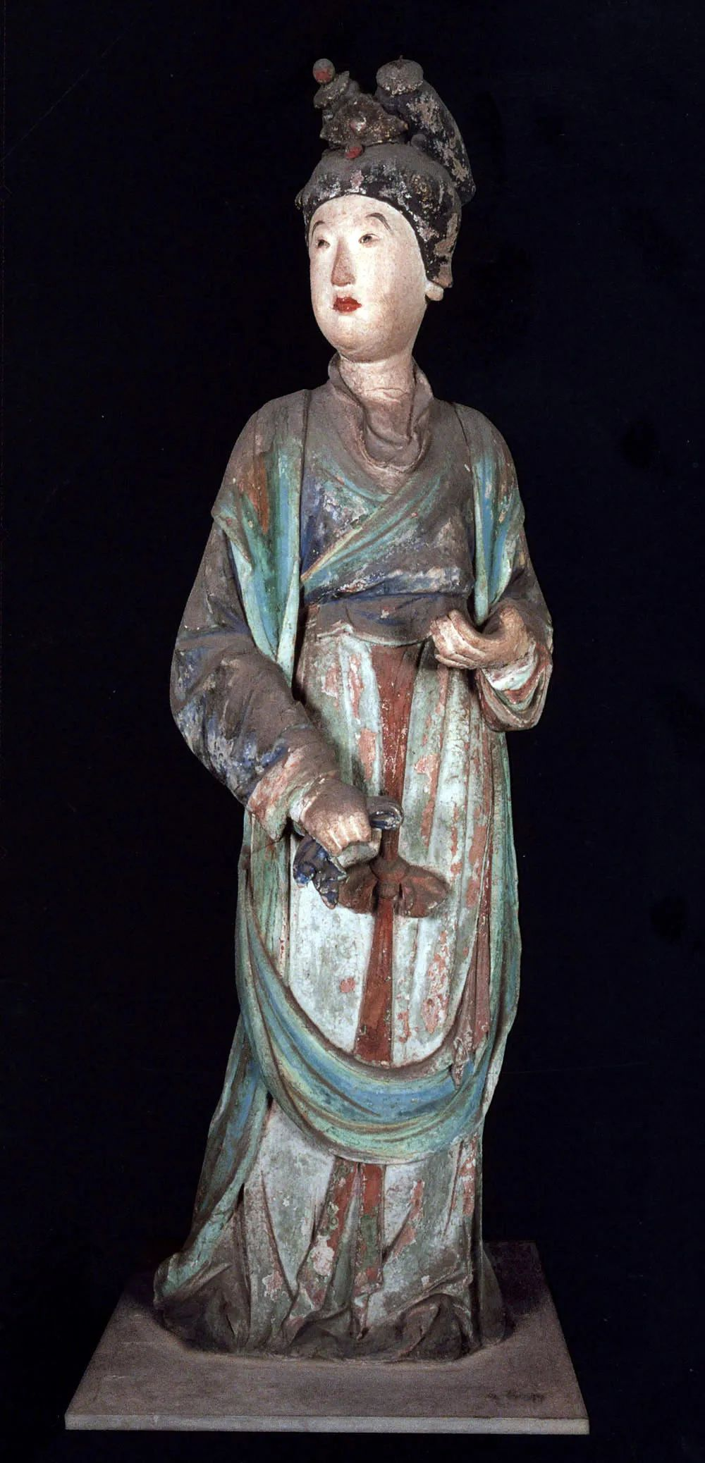 晋祠御笔匾额_晋祠圣母殿宋代侍女像_晋祠侍女雕塑艺术